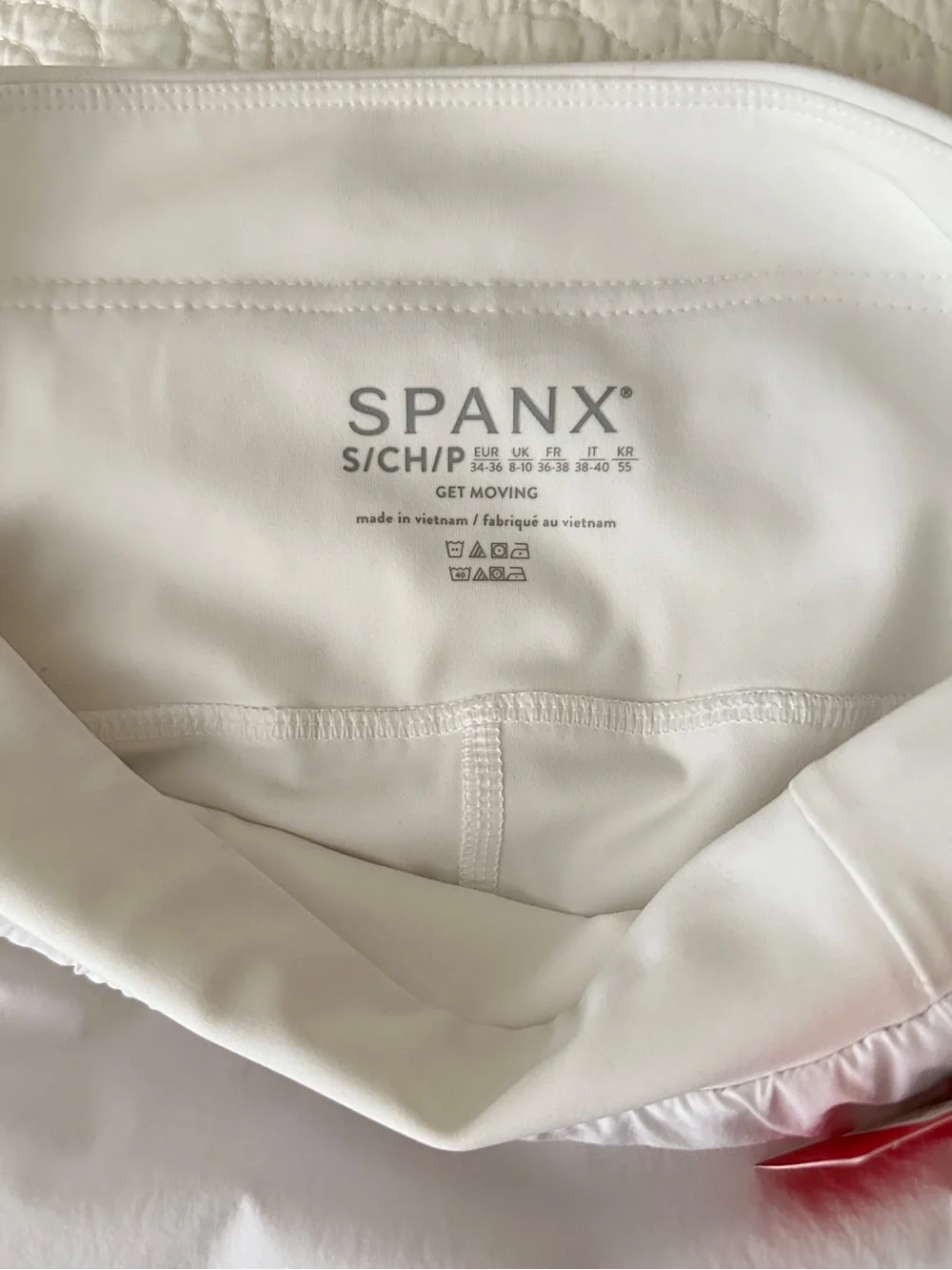 NWT SPANX White Get Moving Pleated Tennis Skirt Skort Small